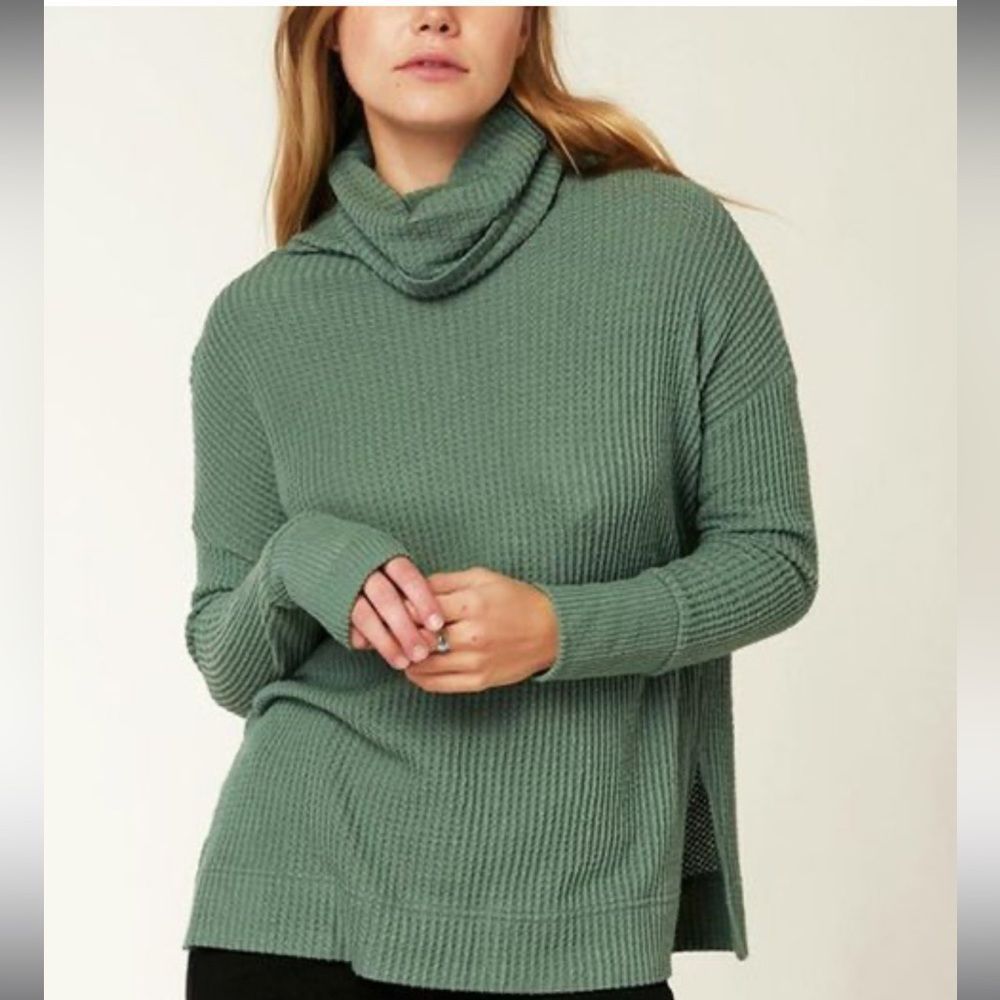 O’Neill cow neck sweater shirt ✨